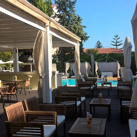 Rhodes Superior Suites, Luxury Poolside Fogadó Jaliszósz