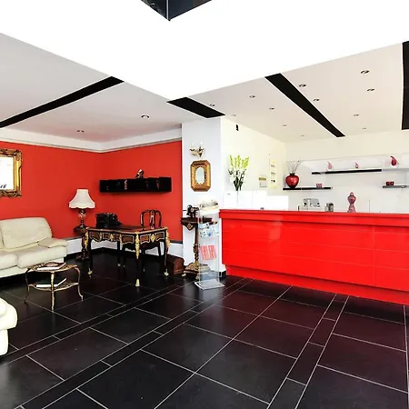 Rhodes Superior Suite, Luxury Poolside 4* Ialysos (Rhodes)
